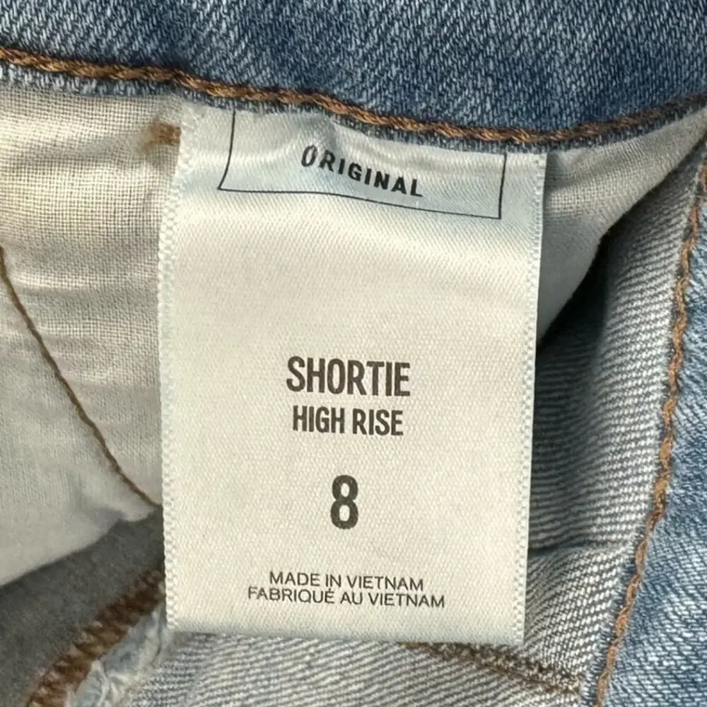 Express Blue Light Wash Denim Pleated Cuffed Jean‎ Hi-Rise Shortie Shorts Sz 8